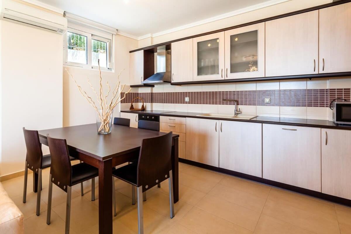 Aigli Fully Equipped Getaway - Seaview Lux Retreat Ferienhaus Kalamata