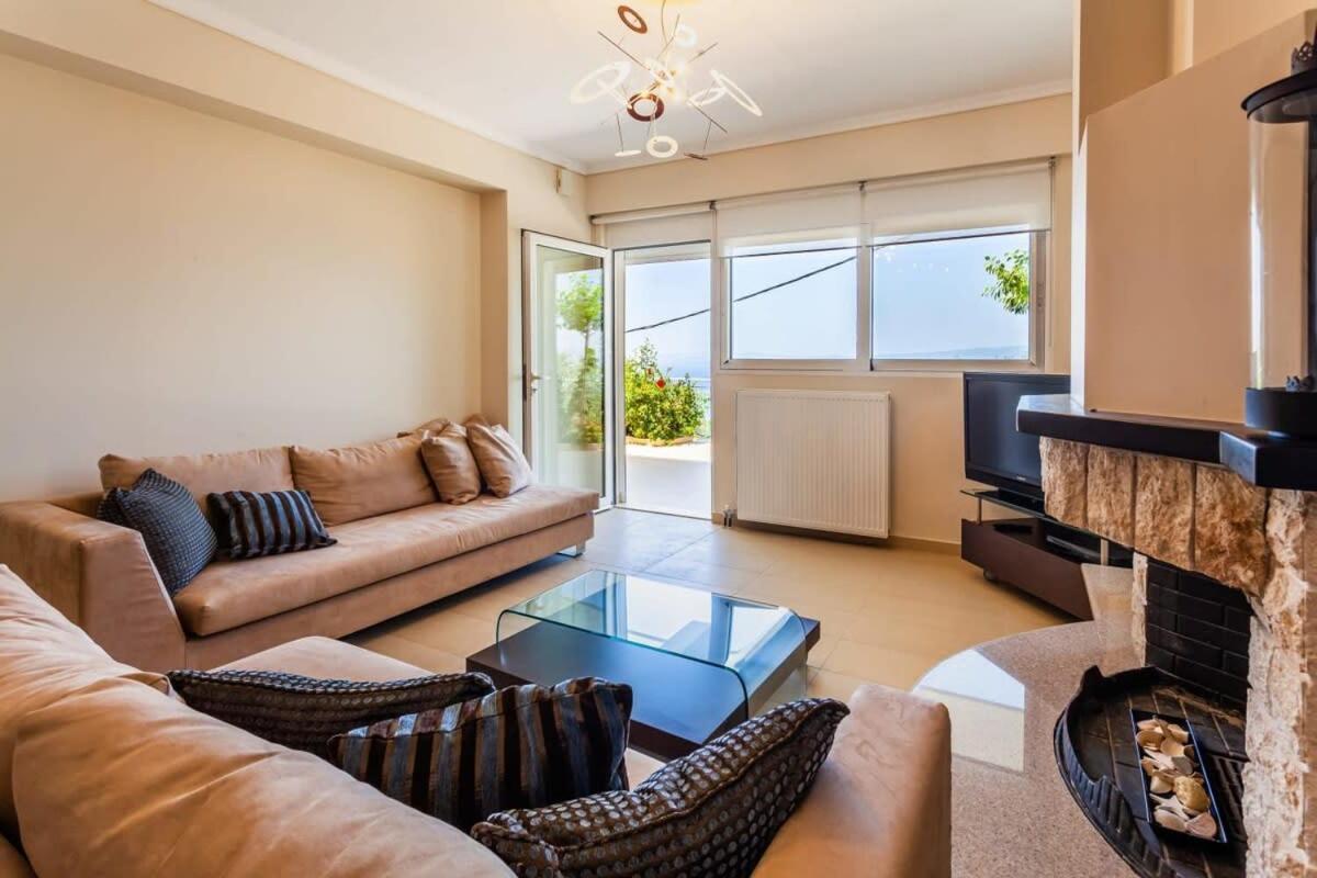 Ferienhaus Aigli Fully Equipped Getaway - Seaview Lux Retreat Kalamata